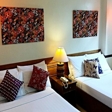 La Parilla Hotel Cabanatuan City Ngoại thất bức ảnh