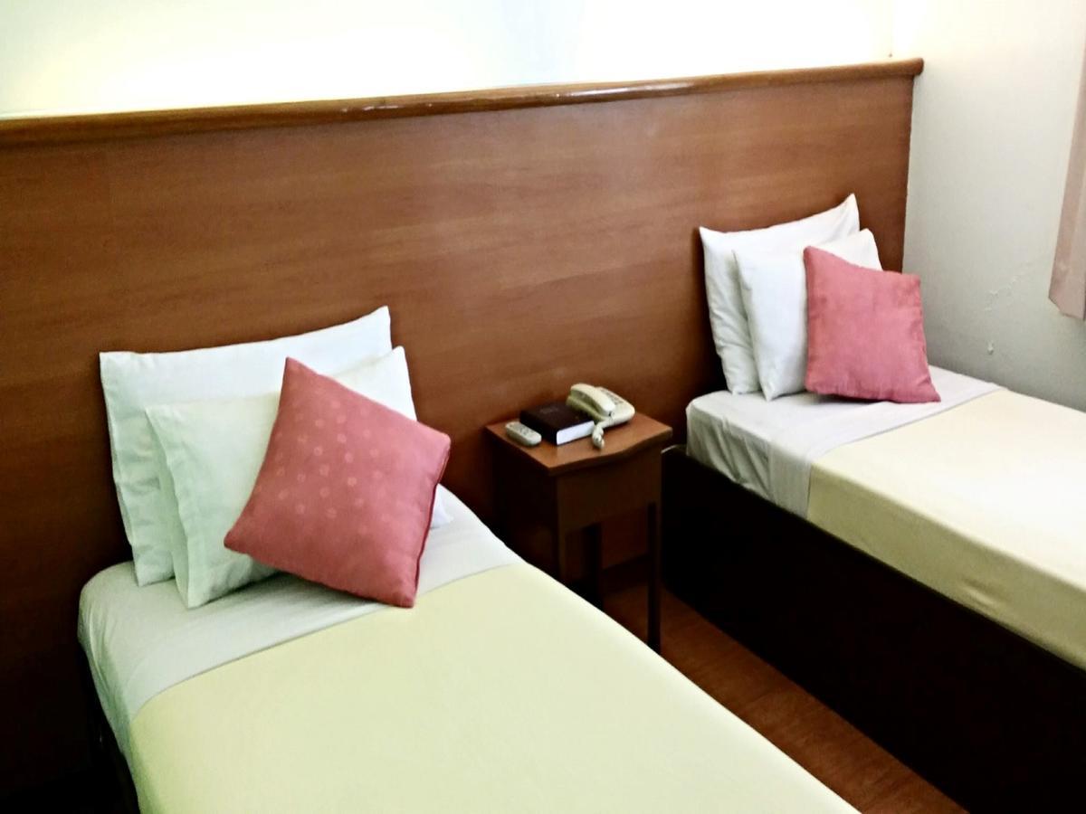 La Parilla Hotel Cabanatuan City Ngoại thất bức ảnh